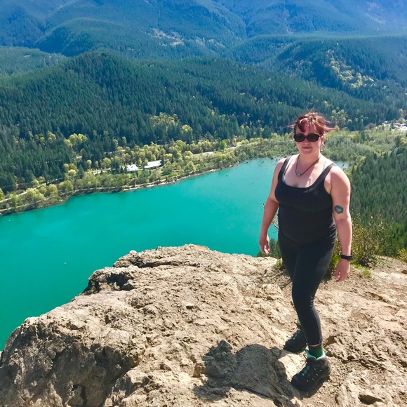 Meet your Posher, Kaylee - Picture 2 of 4